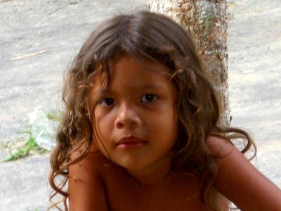 Viele der wundervollen Kinder Amazoniens haben noch immer Indianerblut in sich